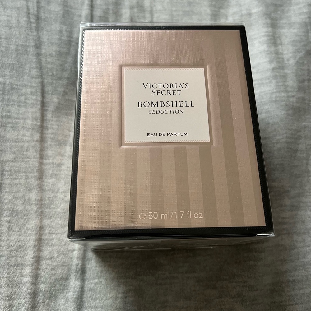 Victoria’s Secret bombshell Seduction EDP Eau de Parfum 1.7 oz - 50ml
